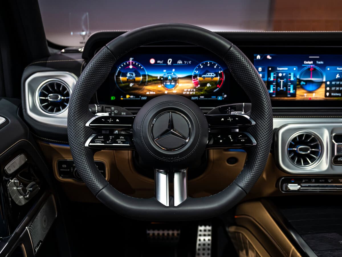 Mercedes-Benz G-Klass III (W465) Restayling — Sükan