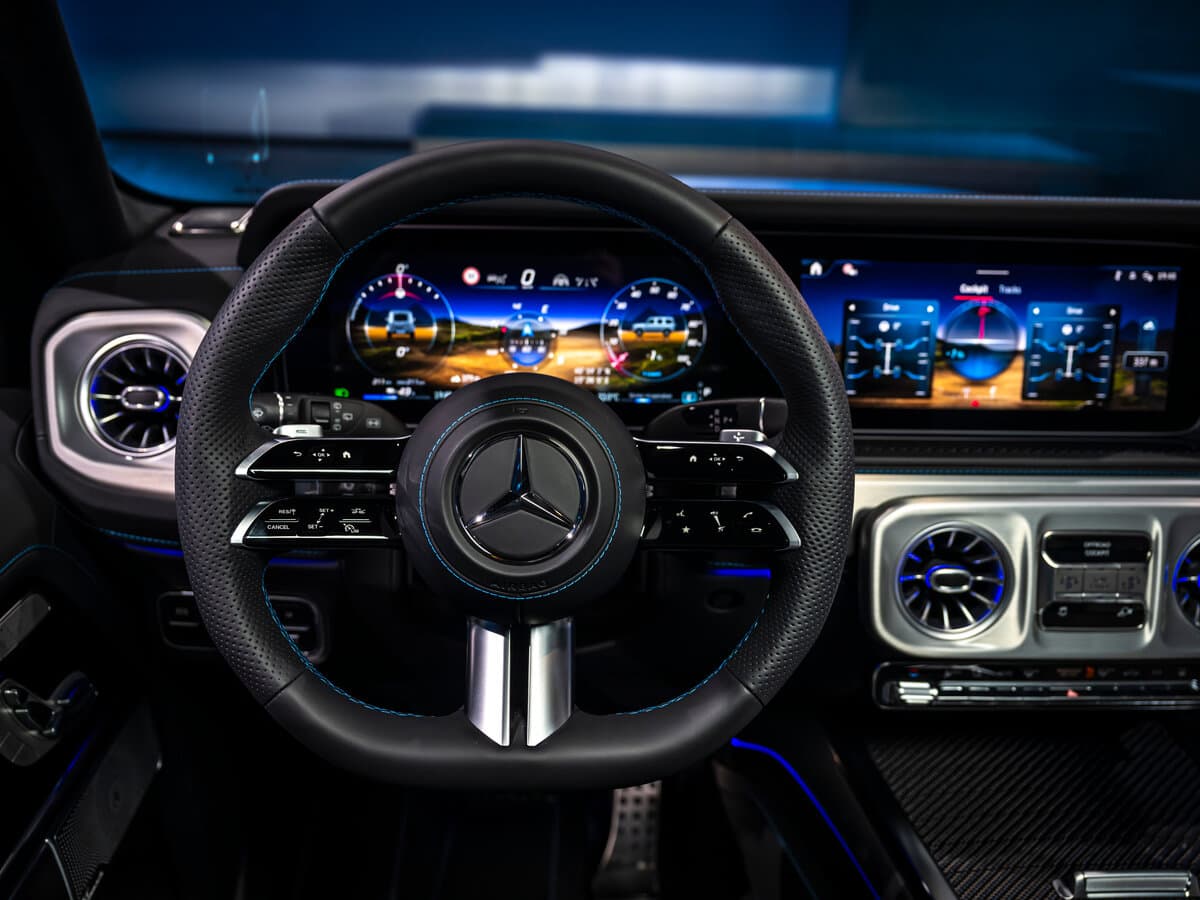 Mercedes-Benz G-Klass III (W465) Restayling — Sükan