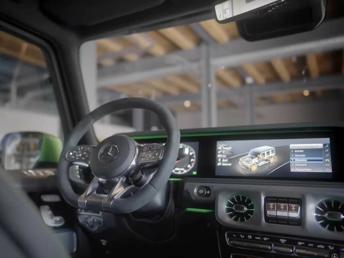Mercedes-Benz G-Klass AMG II (W463) — Sükan