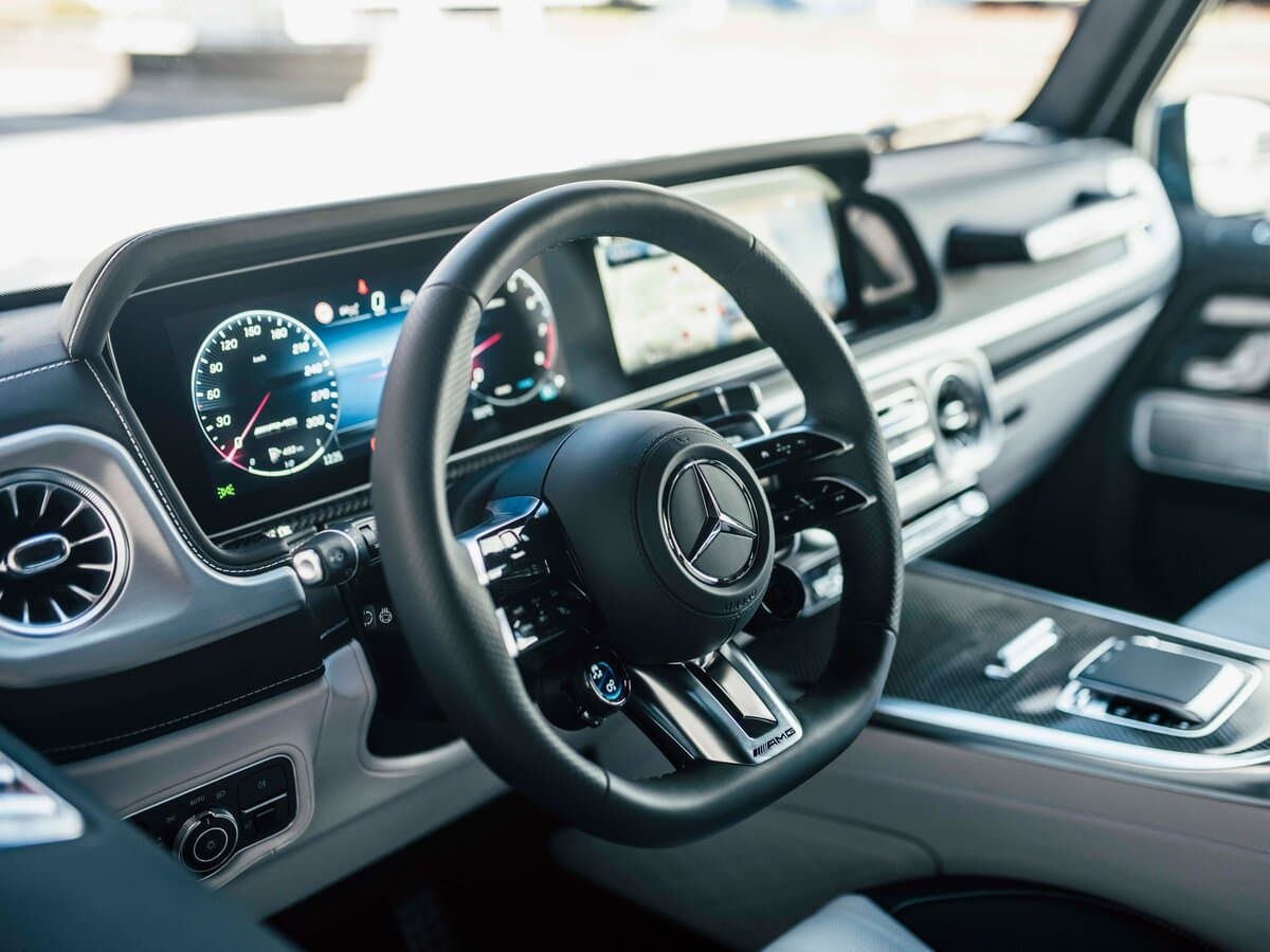 Mercedes-Benz G-Klass AMG II (W465) Restayling — Sükan