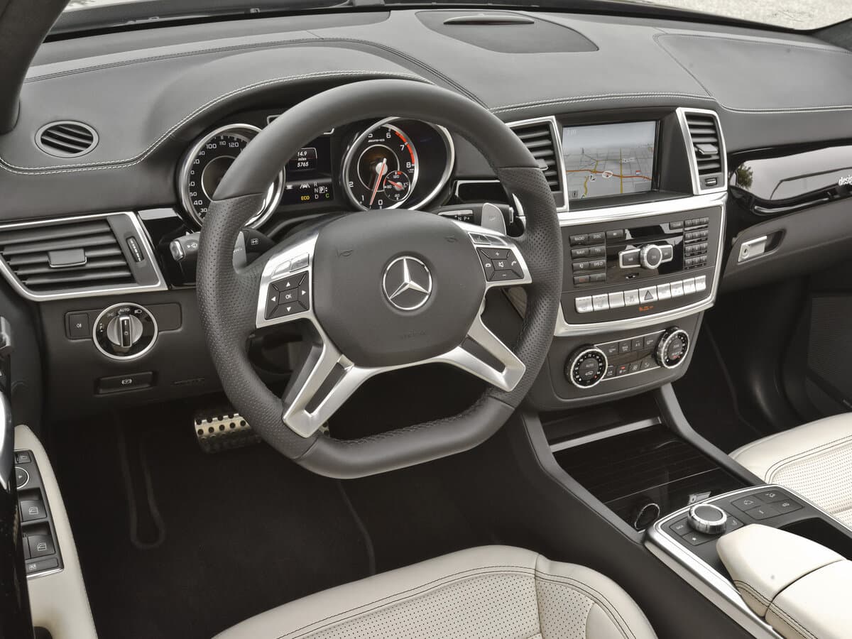 Mercedes-Benz GL-Klass AMG 2012 – 2016 — Sükan