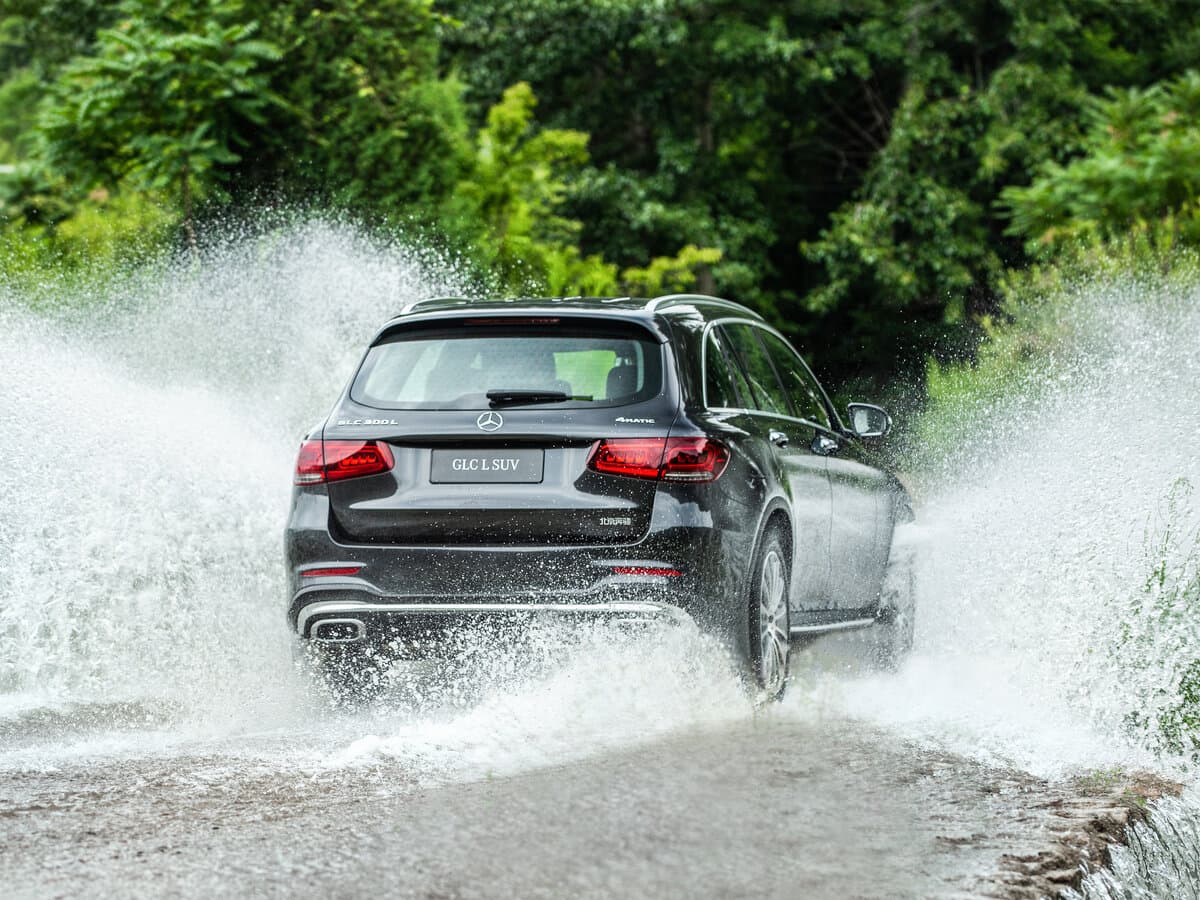 Mercedes-Benz GLC I (X253) Restayling — 3/4 arxadan