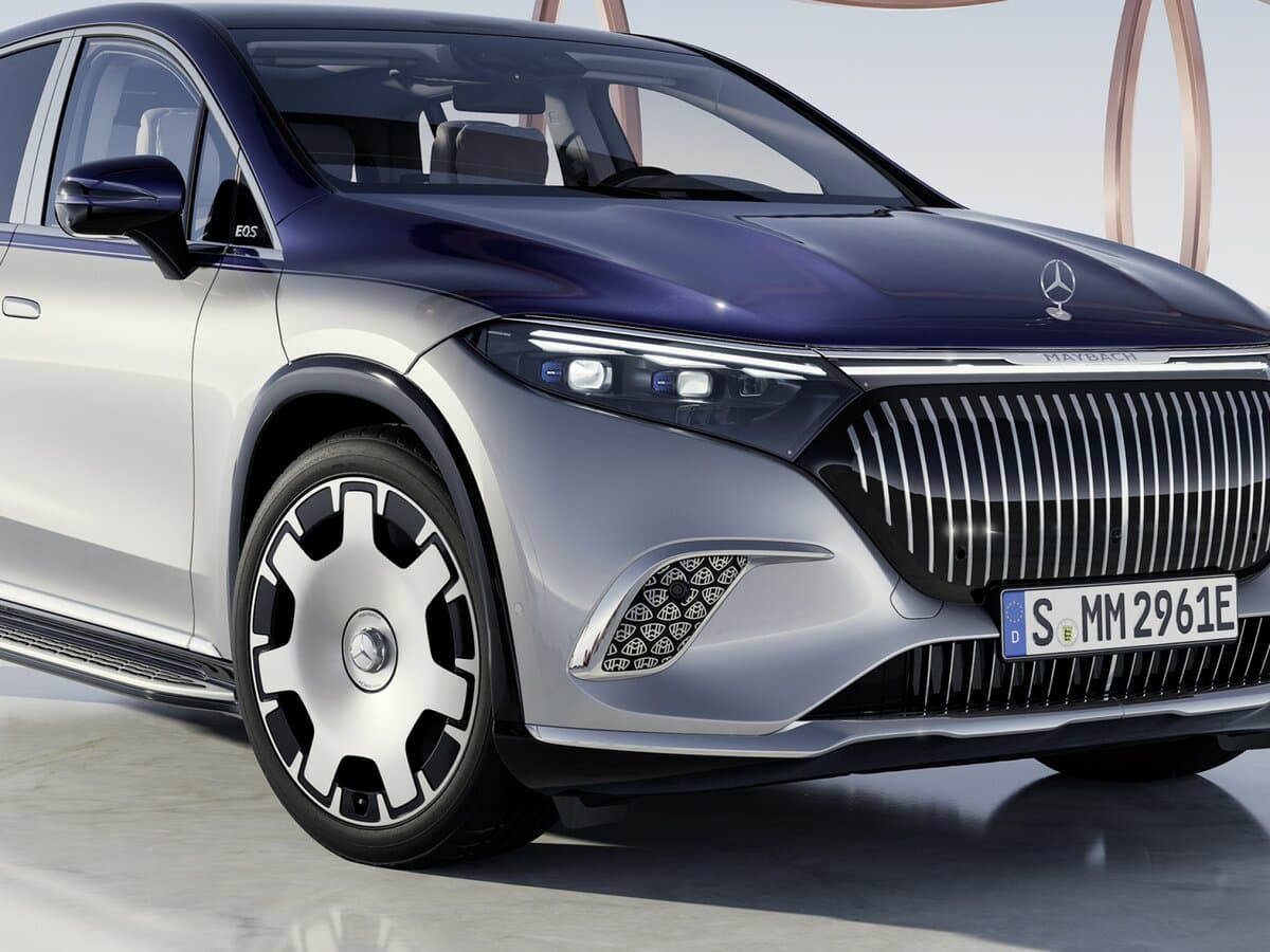 Mercedes-Benz Maybach EQS SUV 2023 – indiyədək — Fara