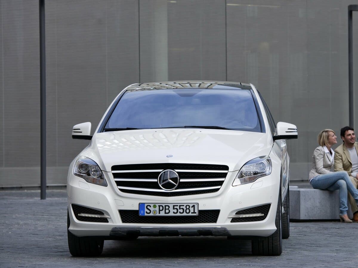 Mercedes-Benz R-Klass I Restayling 2 — Öndən