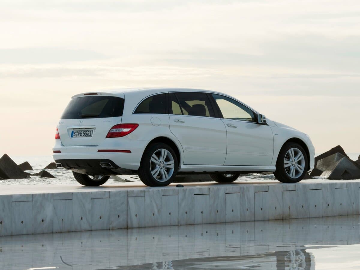 Mercedes-Benz R-Klass I Restayling 2 — 3/4 arxadan