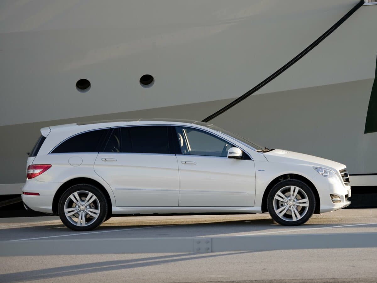 Mercedes-Benz R-Klass I Restayling 2 — Yandan