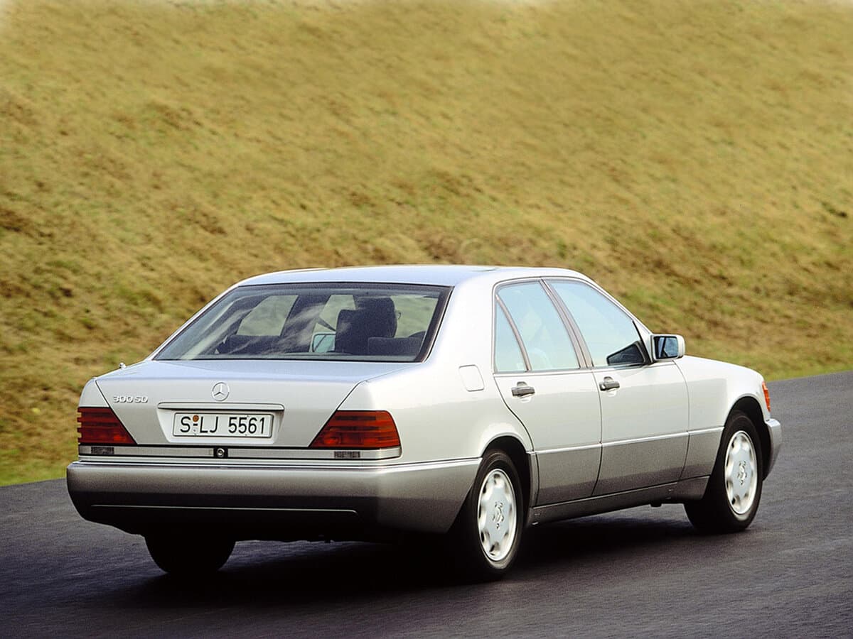 Mercedes-Benz S-Klass III (W140) — 3/4 arxadan