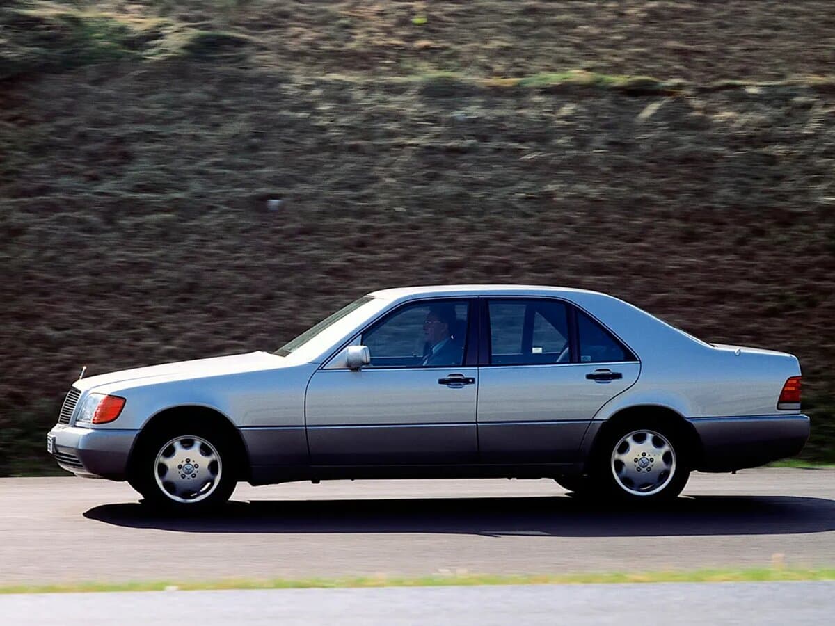Mercedes-Benz S-Klass III (W140) — Yandan