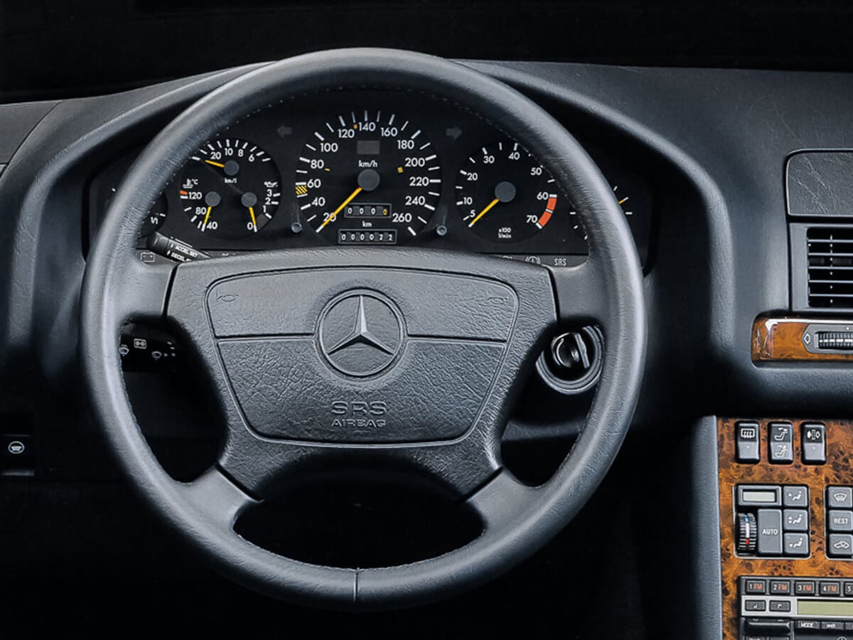 Mercedes-Benz S-Klass III (W140) — Sükan