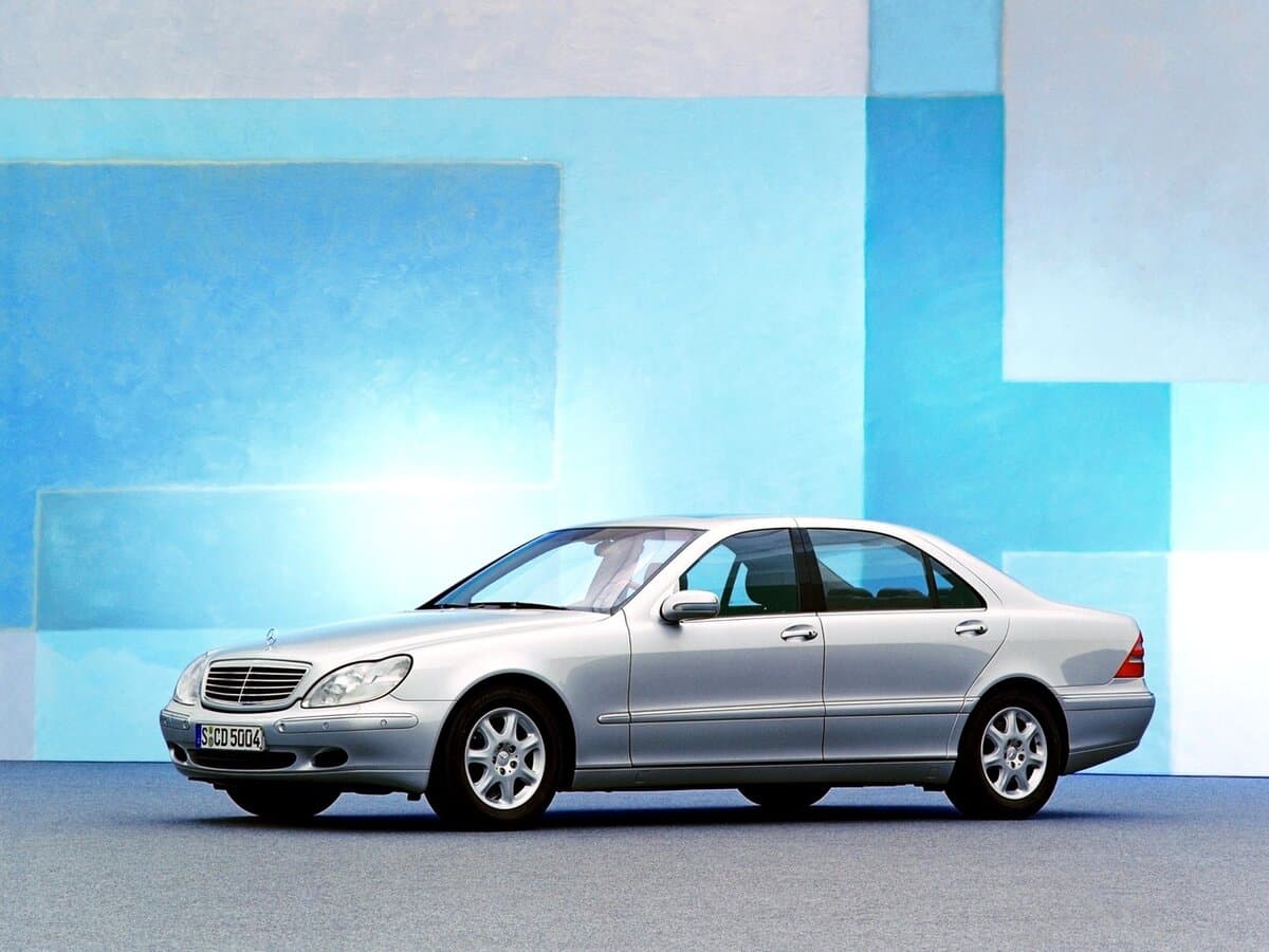 Mercedes-Benz S-Klass IV (W220) — Yandan