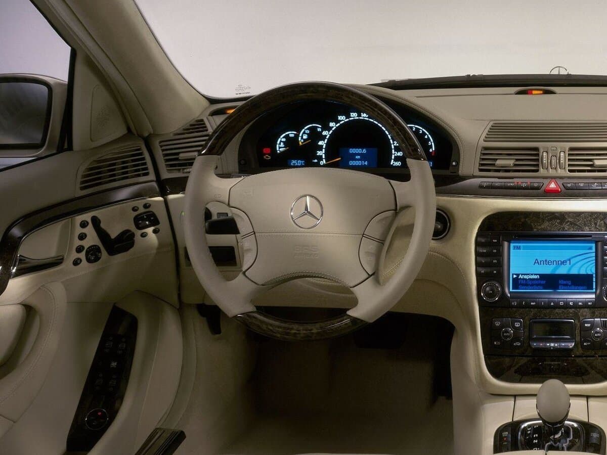 Mercedes-Benz S-Klass IV (W220) Restayling — Sükan