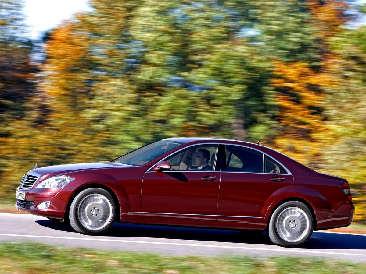 Mercedes-Benz S-Klass V (W221) — Yandan