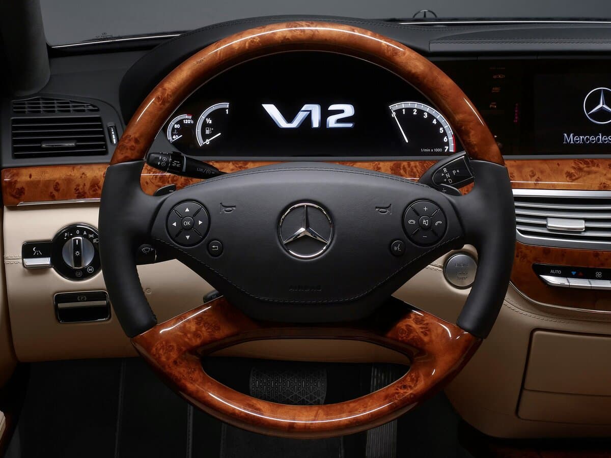Mercedes-Benz S-Klass V (W221) Restayling — Sükan