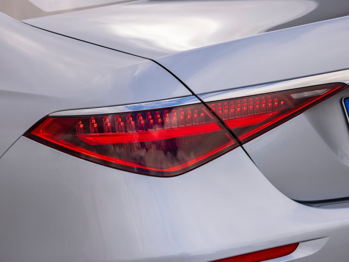 Mercedes-Benz S-Klass VII (W223) — Detal