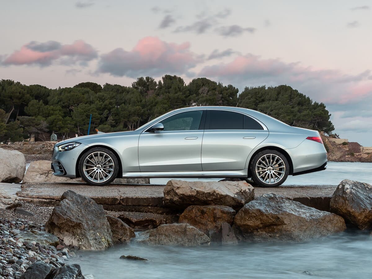 Mercedes-Benz S-Klass VII (W223) — Yandan