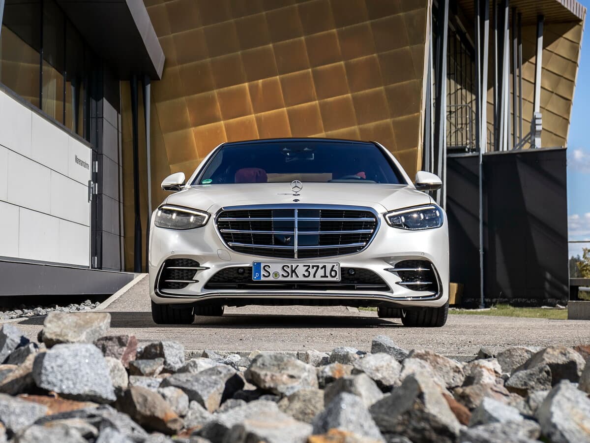 Mercedes-Benz S-Klass VII (W223) — Öndən