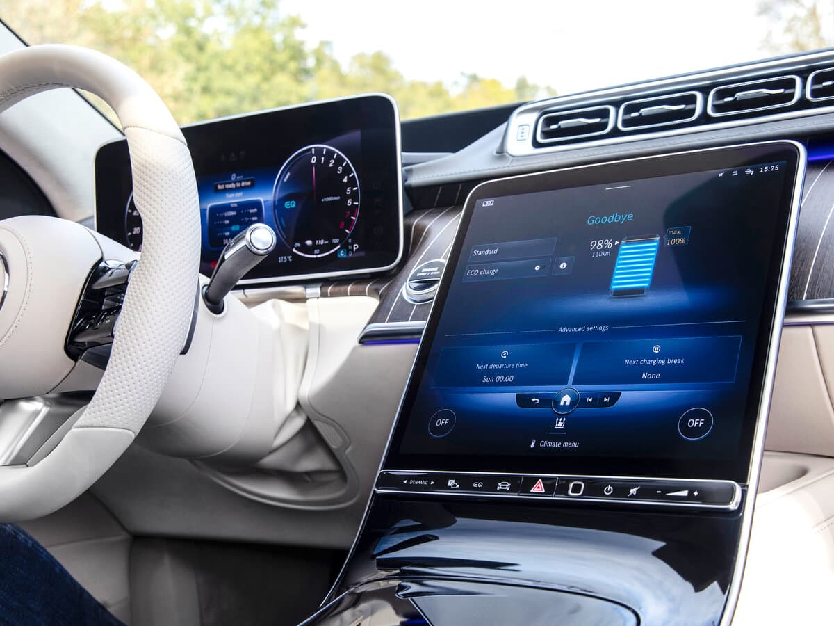Mercedes-Benz S-Klass VII (W223) — Salon, öndən