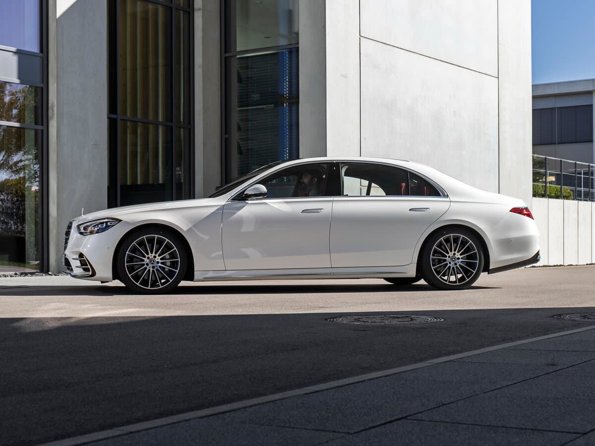 Mercedes-Benz S-Klass VII (W223) — Yandan