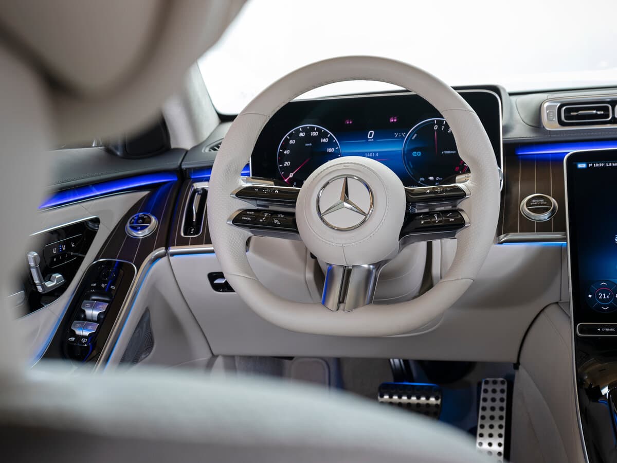 Mercedes-Benz S-Klass VII (W223) — Sükan