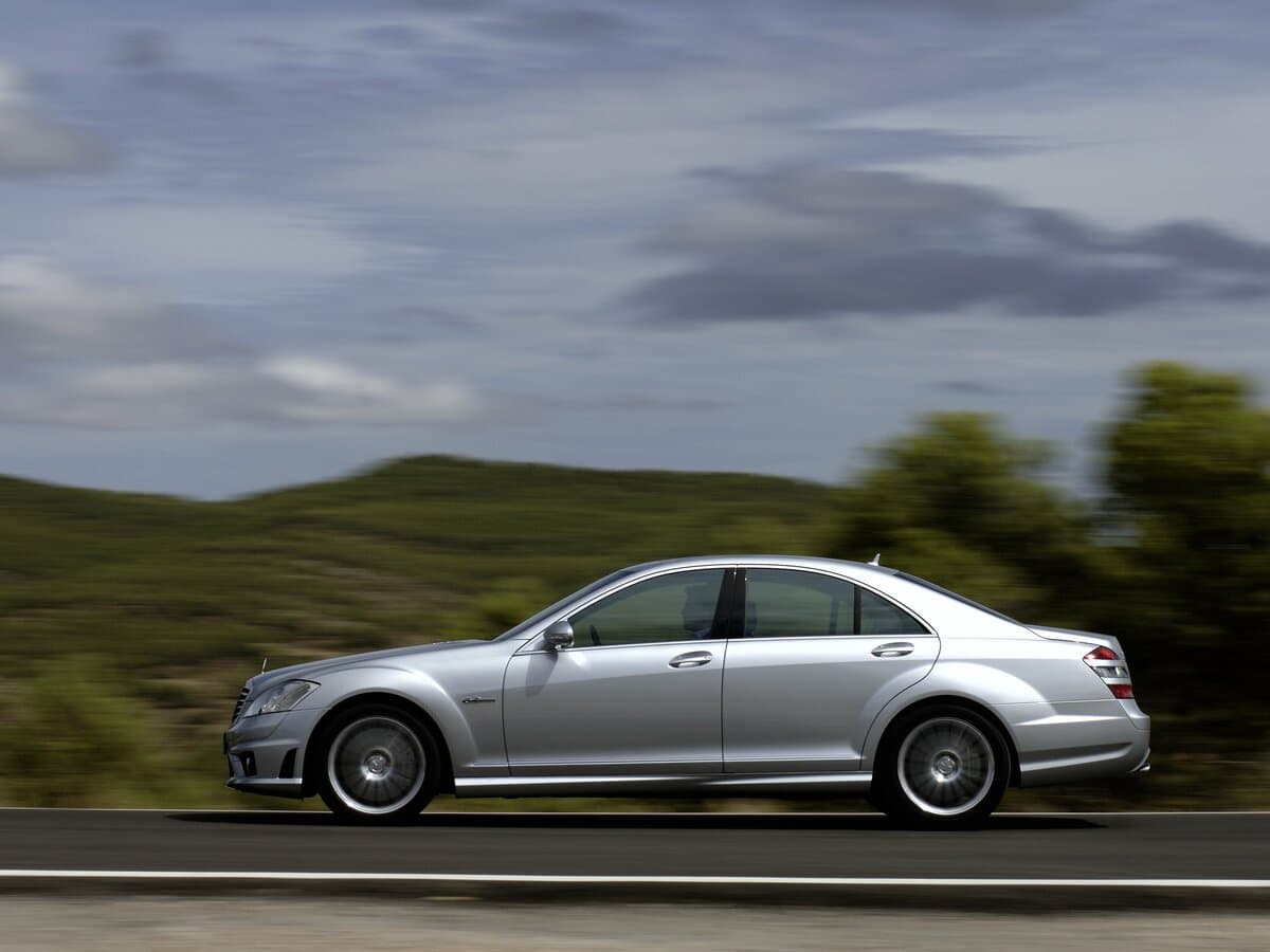 Mercedes-Benz S-Klass AMG II (W221) — Yandan