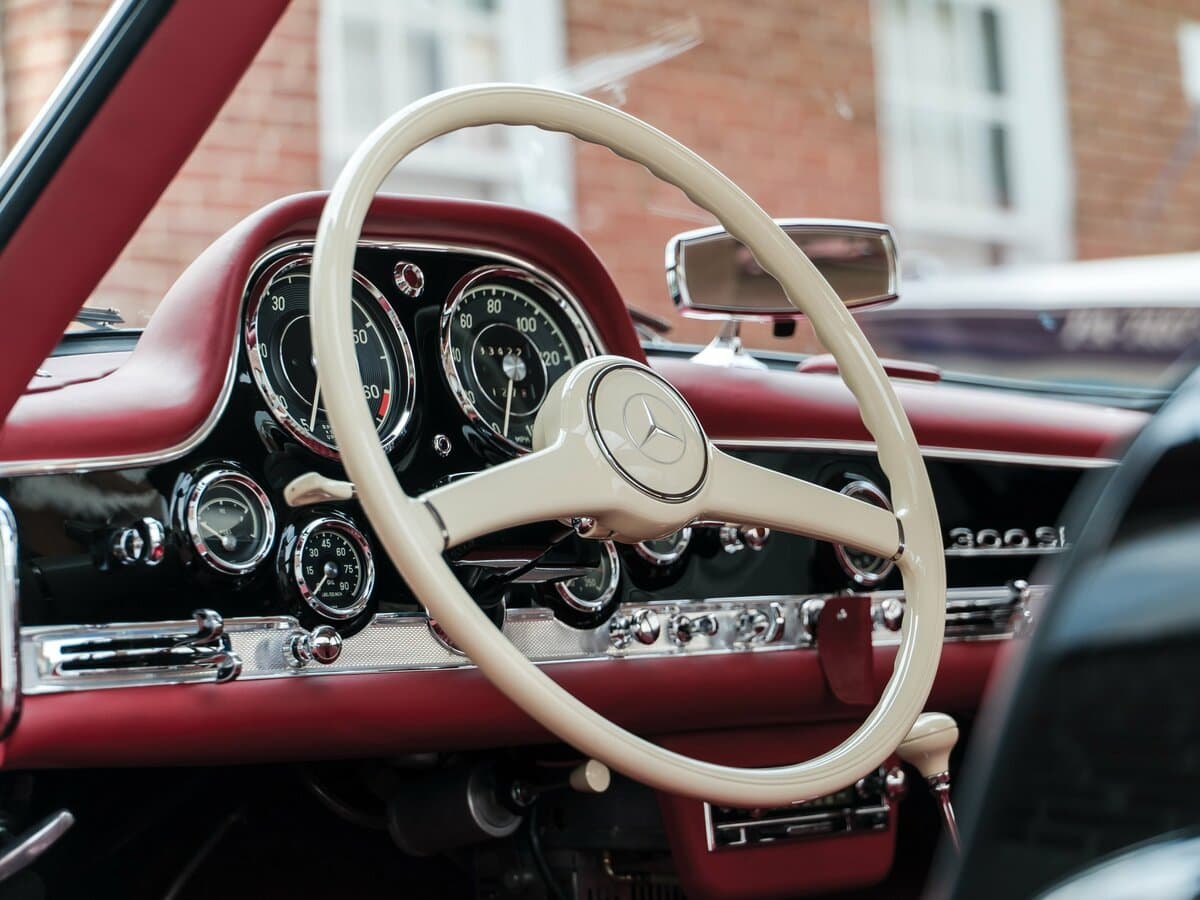 Mercedes-Benz SL-Klass W198 — Sükan