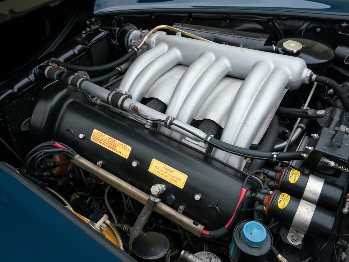 Mercedes-Benz SL-Klass W198 — Salon, arxadan