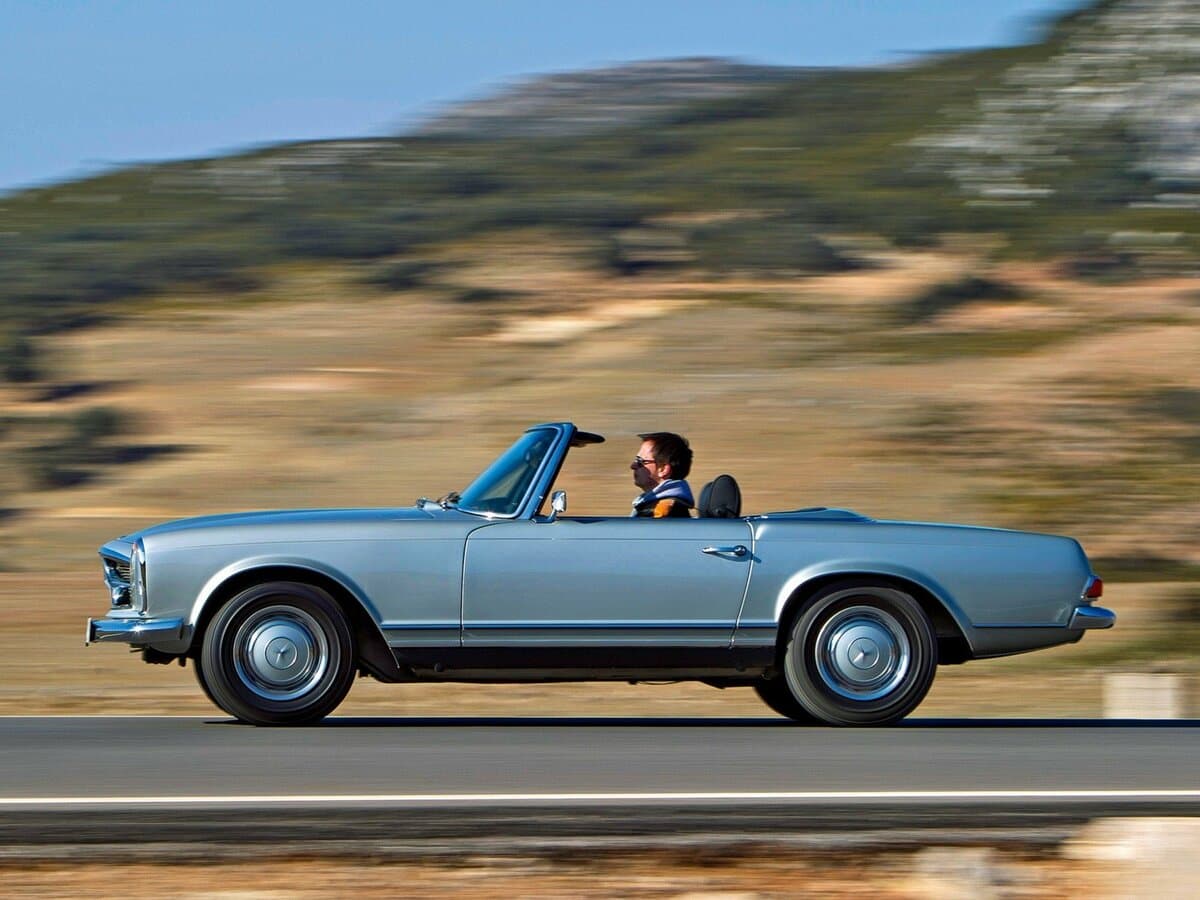 Mercedes-Benz SL-Klass II (W113) — Yandan