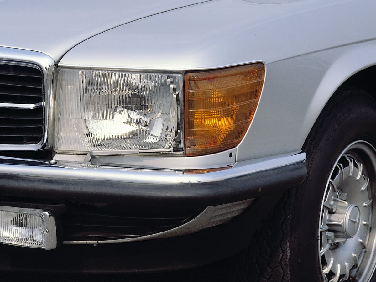 Mercedes-Benz SL-Klass III (R107, C107) — Fara