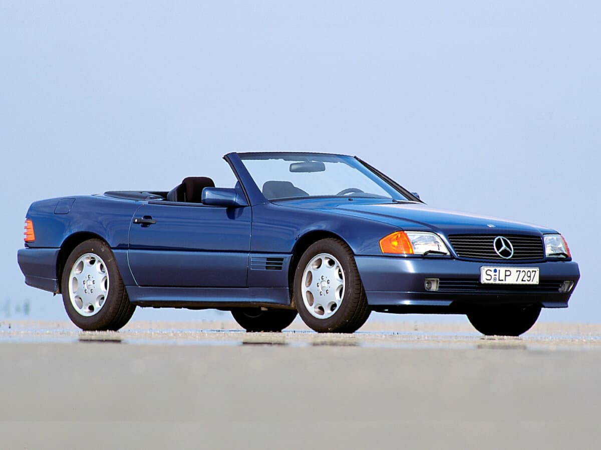Mercedes-Benz SL-Klass IV (R129) — Yandan