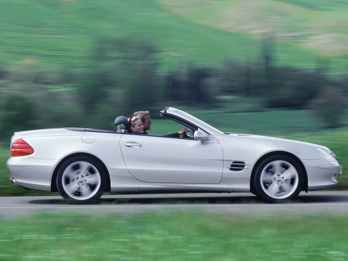 Mercedes-Benz SL-Klass V (R230) — Yandan