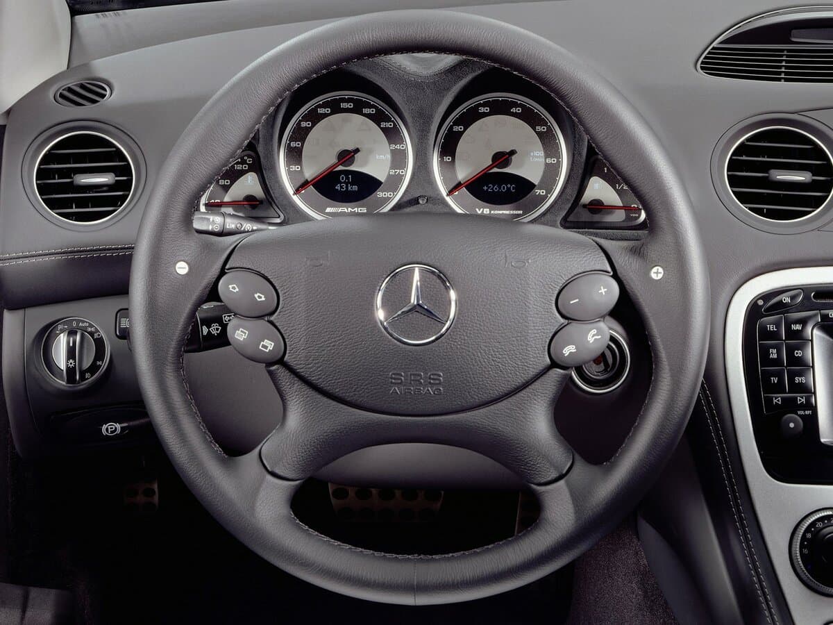 Mercedes-Benz SL-Klass AMG II (R230) — Sükan