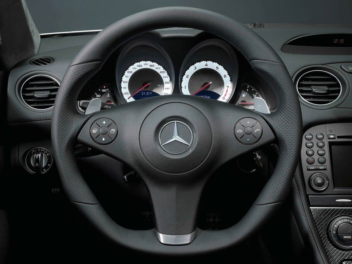 Mercedes-Benz SL-Klass AMG II (R230) Restayling 2 — Sükan