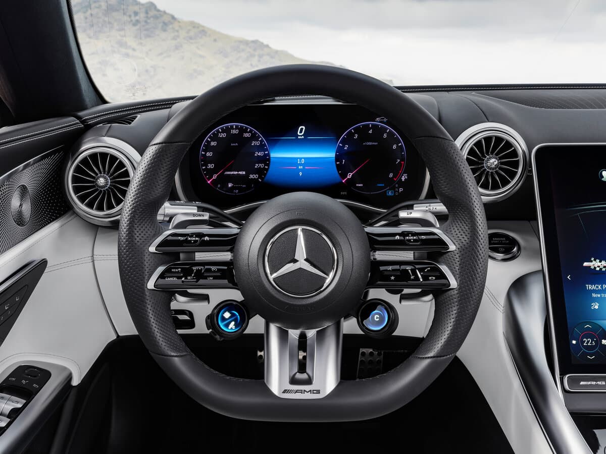 Mercedes-Benz SL-Klass AMG IV (R232) — Sükan