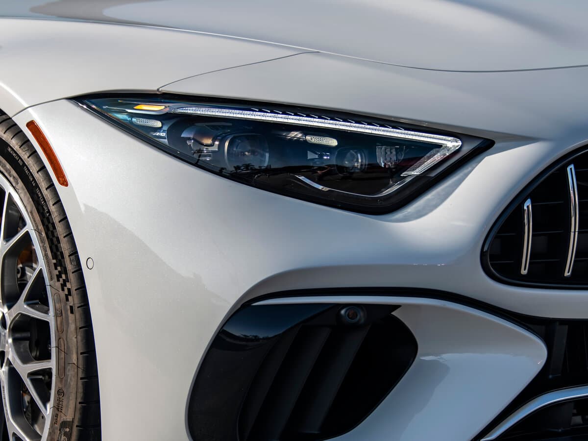 Mercedes-Benz SL-Klass AMG IV (R232) — Fara