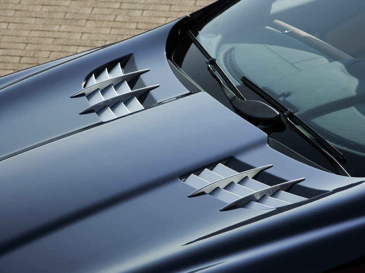 Mercedes-Benz SLR McLaren 2003 – 2009 — Salon, arxadan