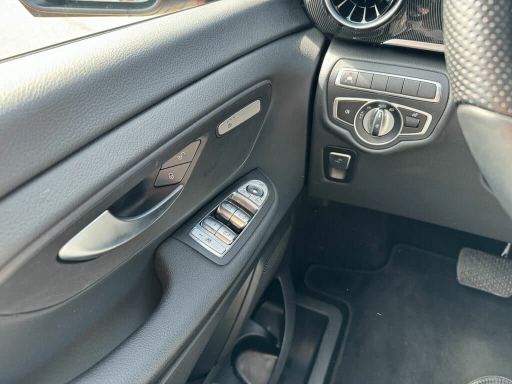 Mercedes-Benz V-Klass III (W447) Restayling — Qapı