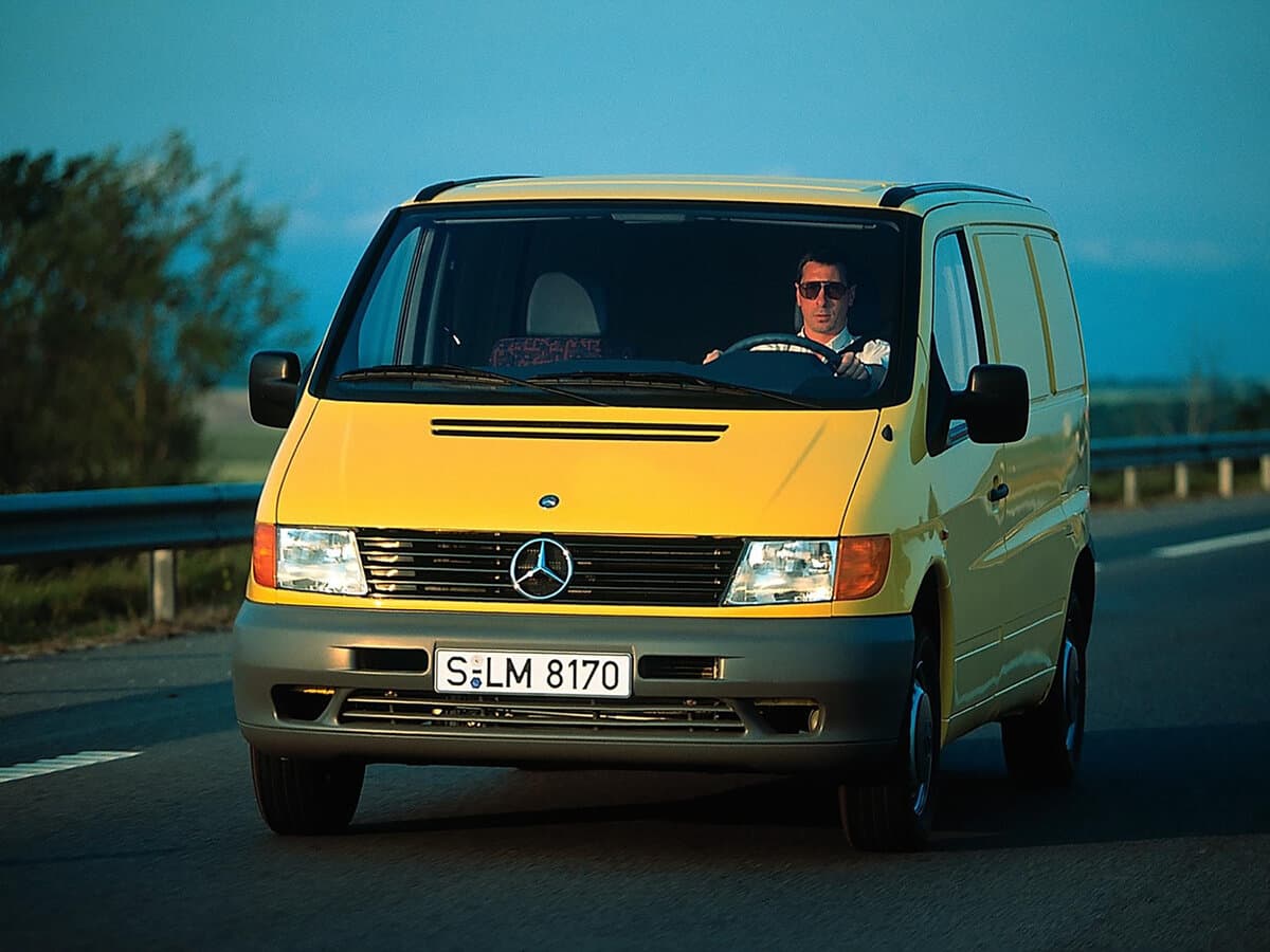 Mercedes-Benz Vito I (W638) — Öndən