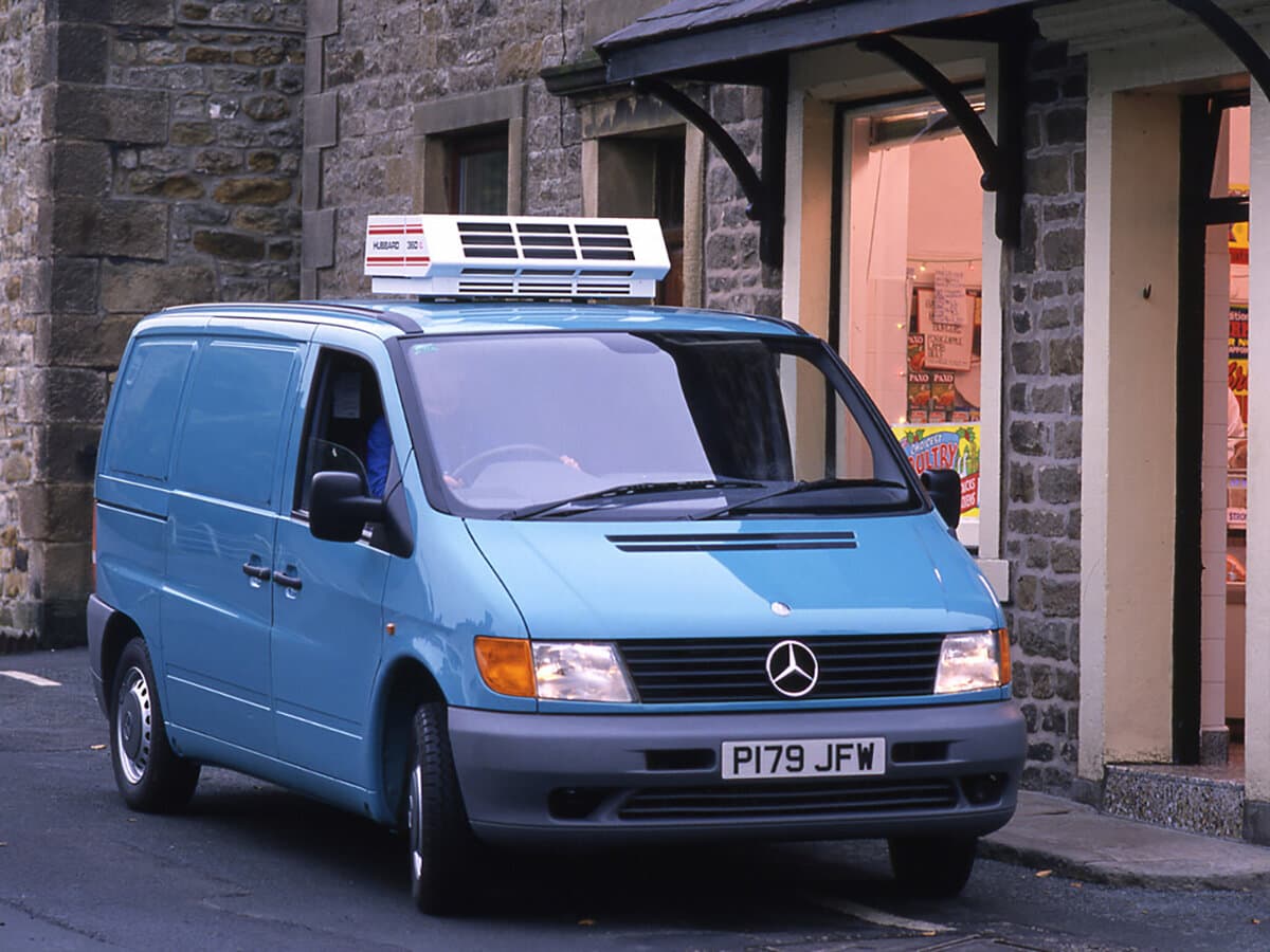 Mercedes-Benz Vito I (W638) — Əsas şəkil