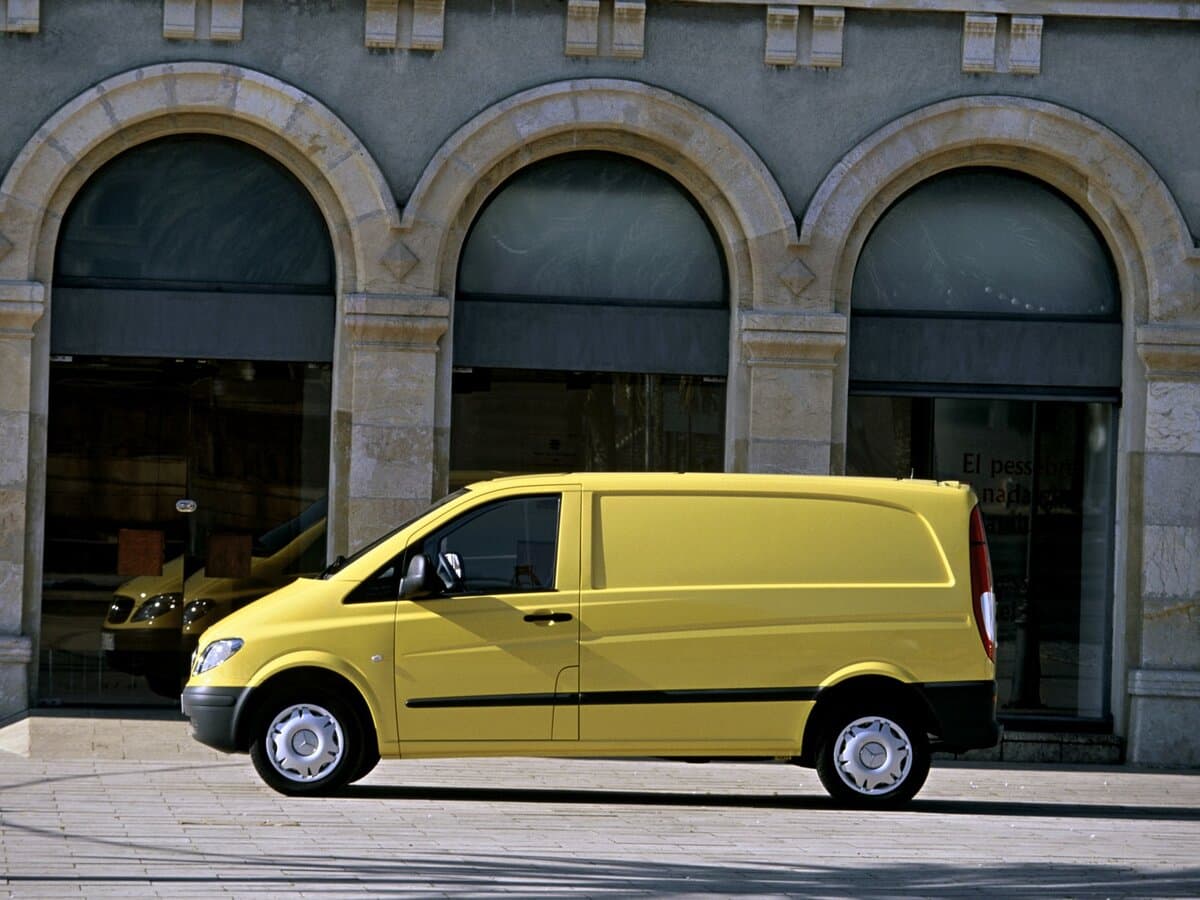 Mercedes-Benz Vito II (W639) — Yandan