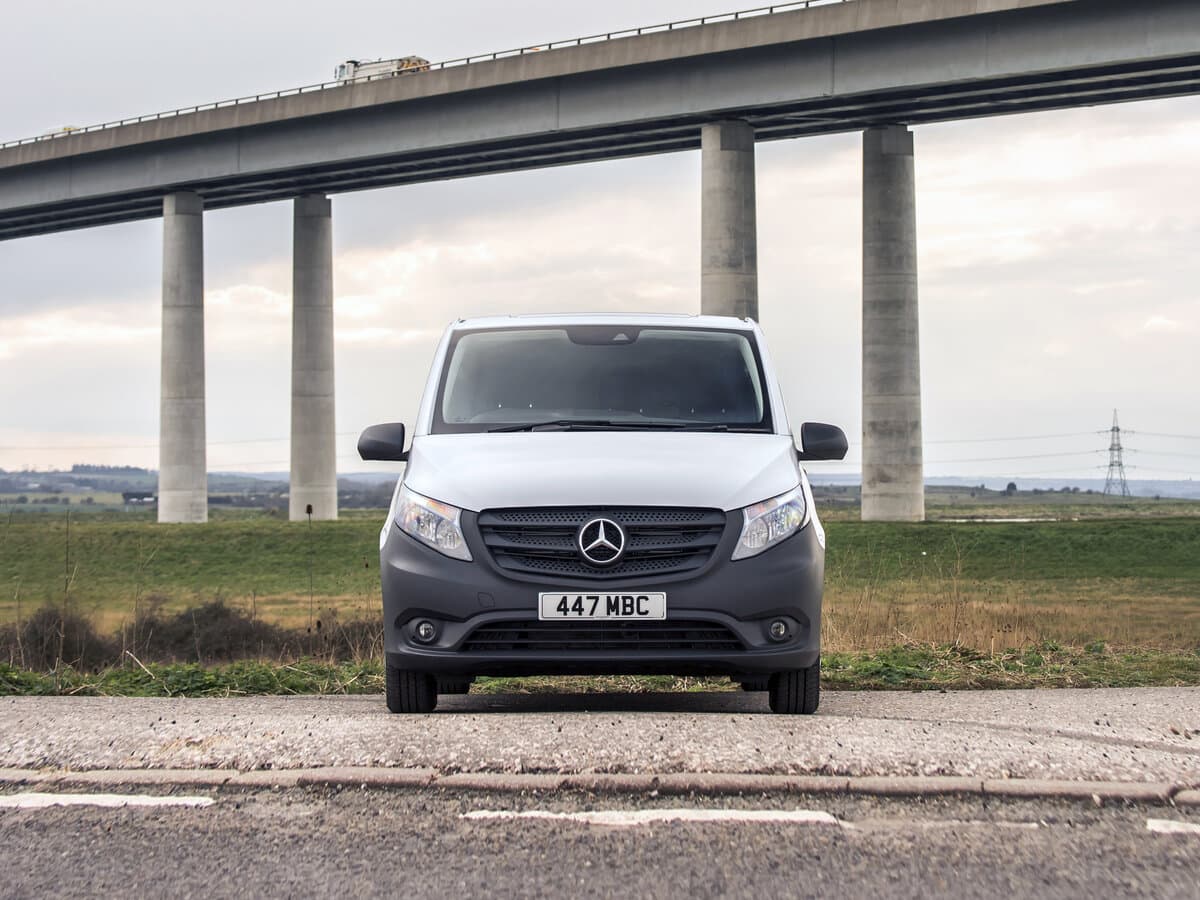 Mercedes-Benz Vito III (W447) — Öndən
