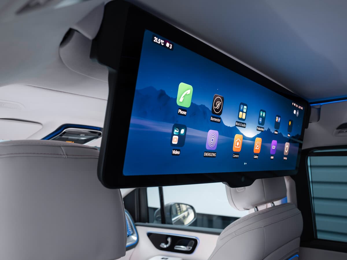 Mercedes-Benz VLE 2026 – indiyədək — Salon, öndən