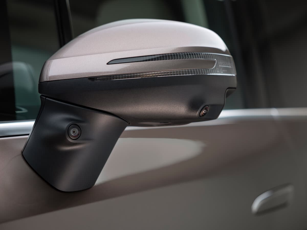 Mercedes-Benz VLE 2026 – indiyədək — Yan güzgü