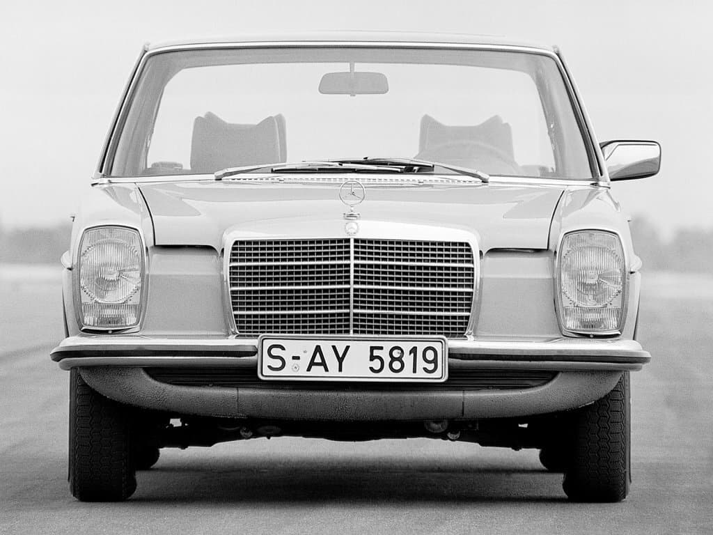 Mercedes-Benz W115 1968 – 1977 — Öndən