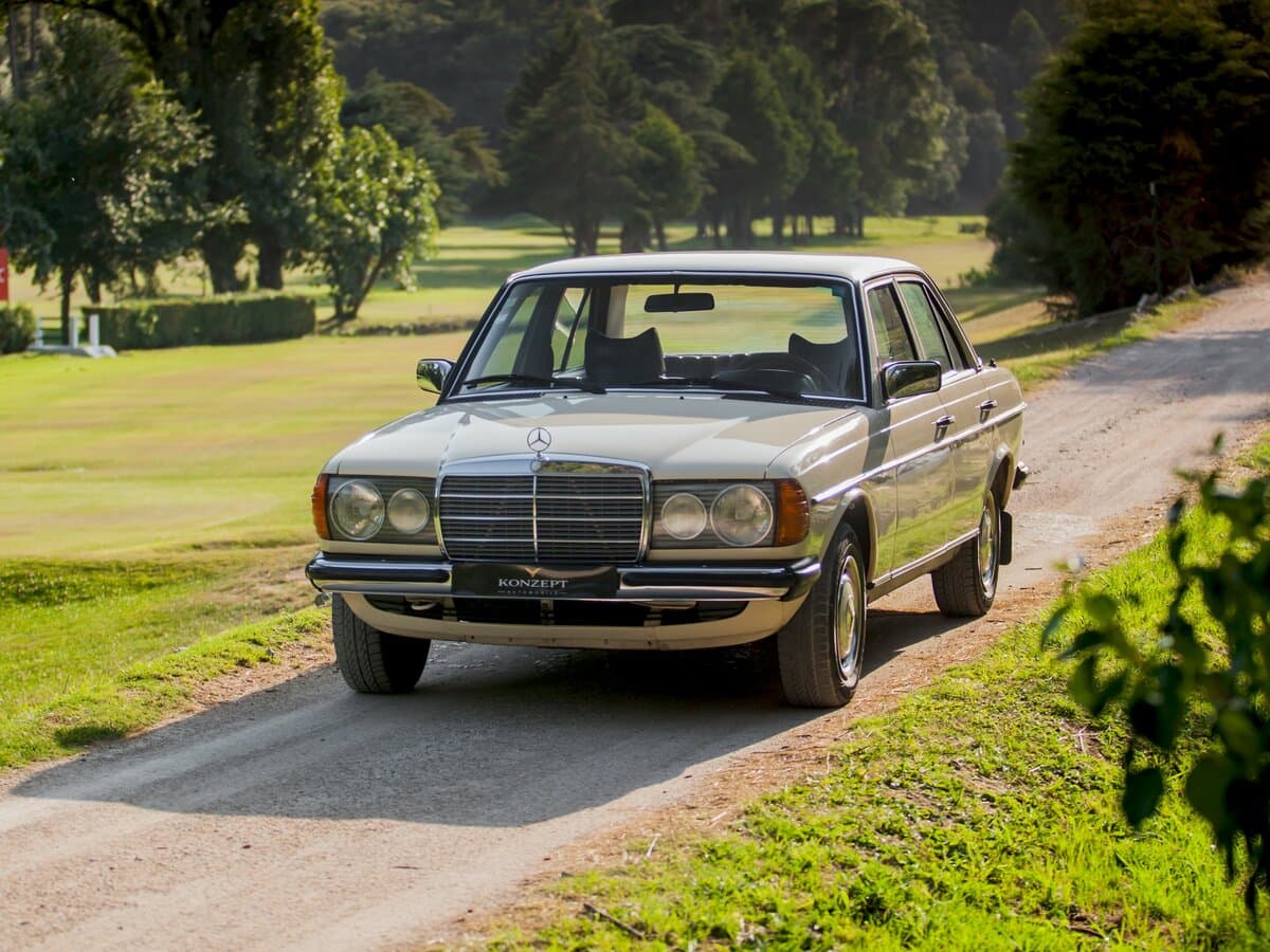 Mercedes-Benz W123 1975 – 1986 — Öndən