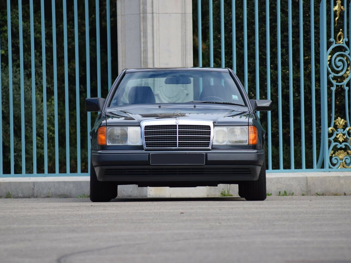 Mercedes-Benz W124 1984 – 1993 — Öndən