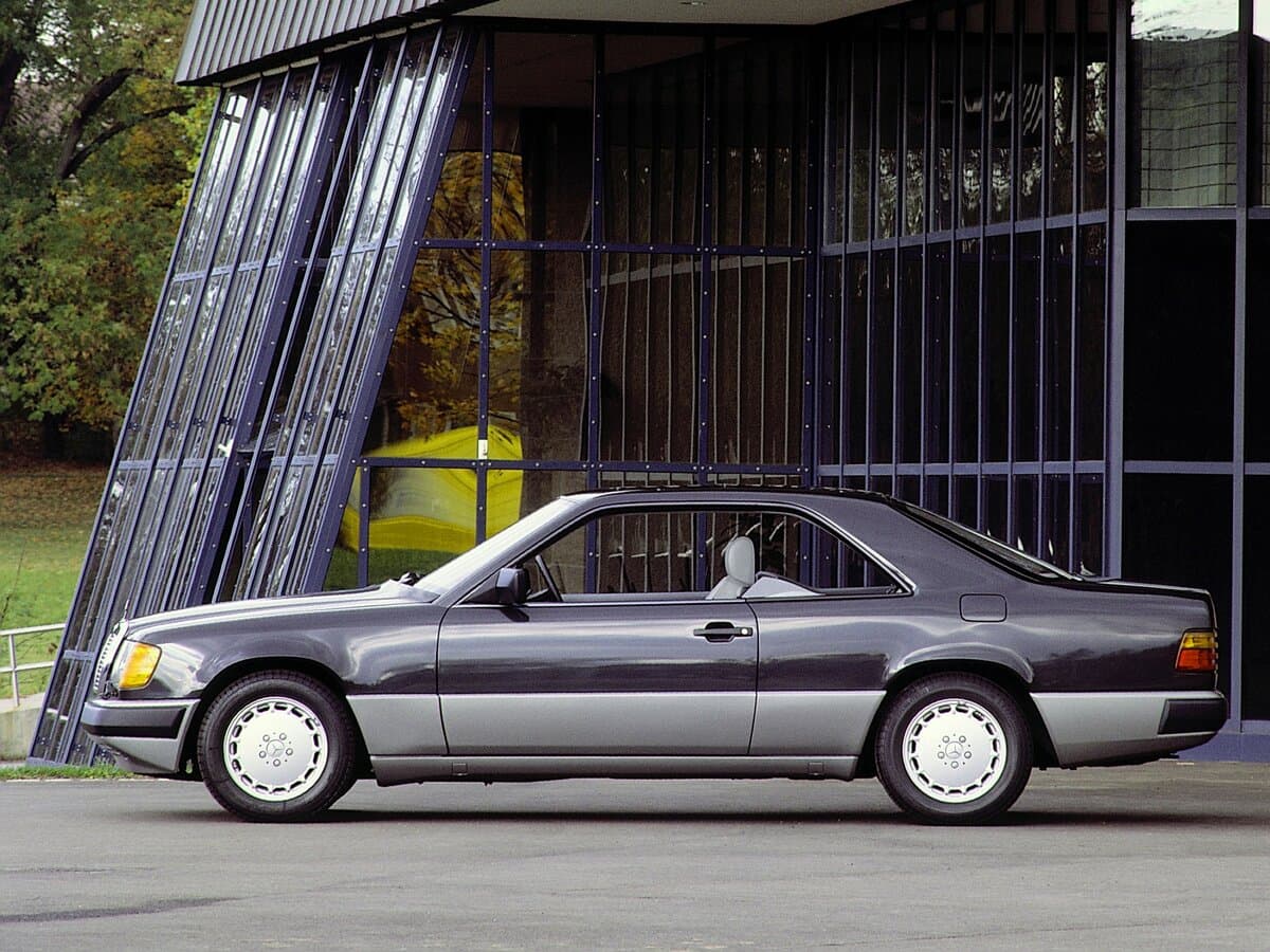 Mercedes-Benz W124 1984 – 1993 — Yandan