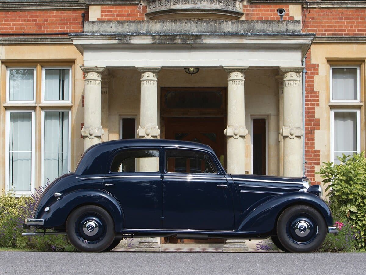 Mercedes-Benz W136 1936 – 1955 — Yandan