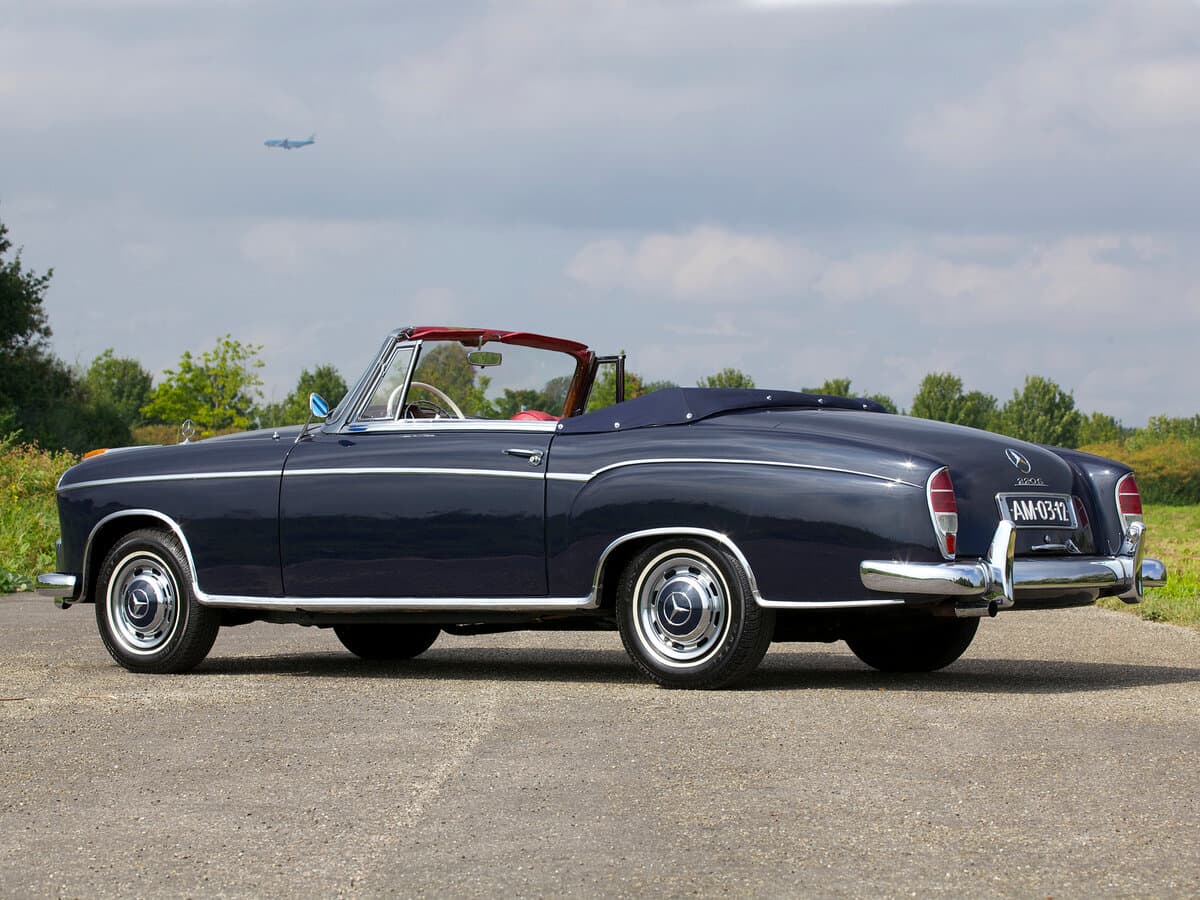 Mercedes-Benz W180 II — 3/4 arxadan