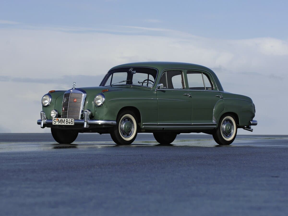 Mercedes-Benz W180 II — Əsas şəkil