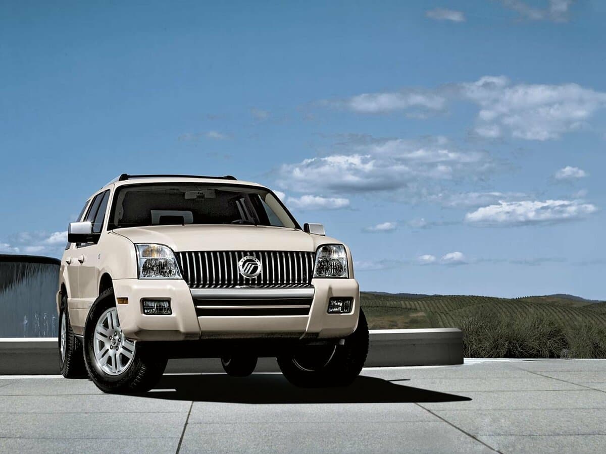 Mercury Mountaineer III — Öndən